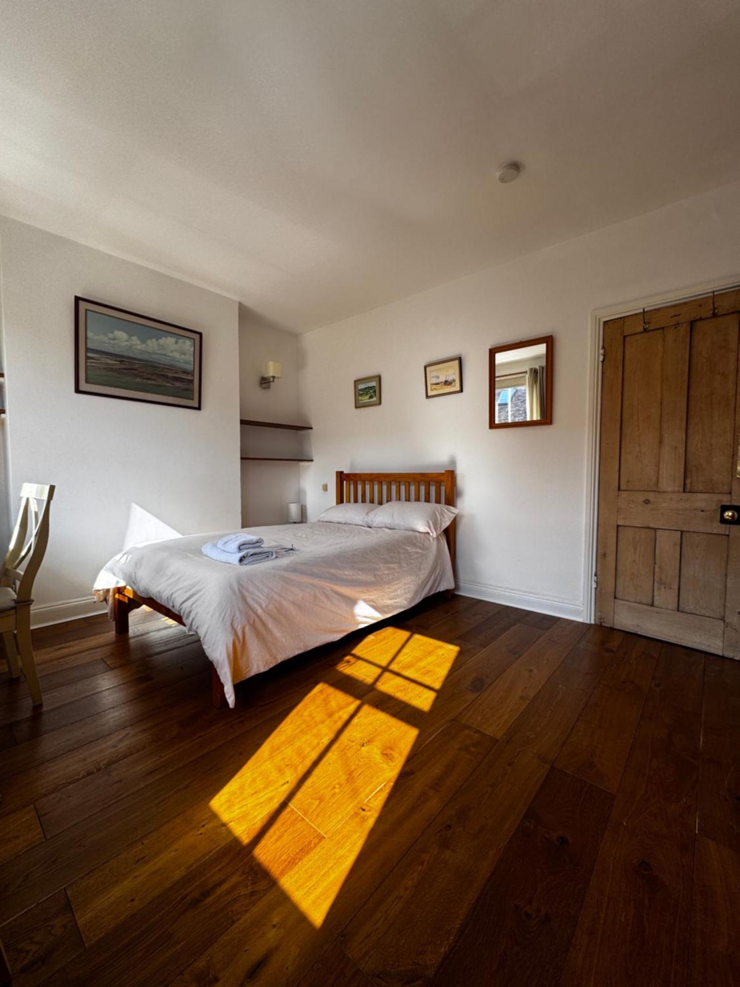 Cozy Place Oxford Phòng bức ảnh